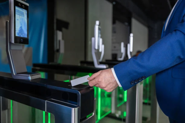 Catraca com reconhecimento facial no Morumbi